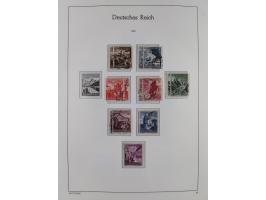 1872/1945, gestempelte Sammlung ab Brustschilde, mit vielen 5 M. Werten, Zeppelinen, Blocks und Dienstmarken, meist gute Erha