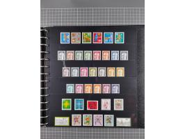 1949/92, postfrische, in den Hauptnummern augenscheinlich komplette Sammlung, dazu einige Markenheftchen etc., meist gute Erh