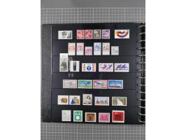 1949/92, postfrische, in den Hauptnummern augenscheinlich komplette Sammlung, dazu einige Markenheftchen etc., meist gute Erh