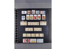 1949/92, postfrische, in den Hauptnummern augenscheinlich komplette Sammlung, dazu einige Markenheftchen etc., meist gute Erh