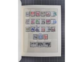 1948/90, postfrische, in den Hauptnummern augendscheinlich komplette Sammlung, Aufdruckwerte sign. und Block 1 mit Fotoattest