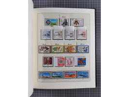 1948/90, postfrische, in den Hauptnummern augendscheinlich komplette Sammlung, Aufdruckwerte sign. und Block 1 mit Fotoattest