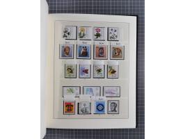 1948/90, postfrische, in den Hauptnummern augendscheinlich komplette Sammlung, Aufdruckwerte sign. und Block 1 mit Fotoattest