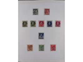 1948/82, in den Hauptnummern kpl. postfrische und zusätzlich gestempelte Sammlung, alle postfrischen Marken bis Mi.-Nr. 74 un