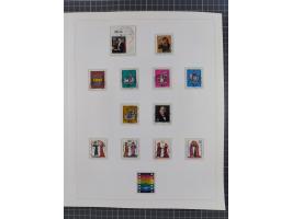 1948/82, in den Hauptnummern kpl. postfrische und zusätzlich gestempelte Sammlung, alle postfrischen Marken bis Mi.-Nr. 74 un