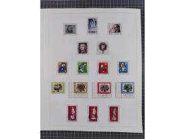 1948/82, in den Hauptnummern kpl. postfrische und zusätzlich gestempelte Sammlung, alle postfrischen Marken bis Mi.-Nr. 74 un