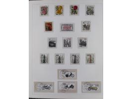 1948/82, in den Hauptnummern kpl. postfrische und zusätzlich gestempelte Sammlung, alle postfrischen Marken bis Mi.-Nr. 74 un