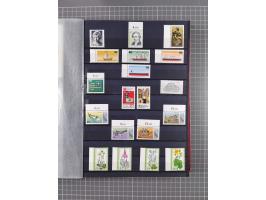 1948/90, in den Hauptnummer kpl. postfrische Sammlung, fast alle besseren Anfangsausgaben inkl. Block 1 sind signiert Schlege