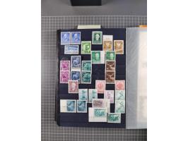 1945/2020, in den Hauptnummern kpl. postfrische Sammlung mit u.a. Mi.-Nr. 693-96I + II (signiert Sturzeis VÖB bzw. Kovar VÖB)