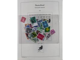 1945/72, meist ungebrauchte und gestempelte Sammlung Zonen ink. Saar, Bund mit gestempelten Heuss-Zusammendrucken, Berlin mit