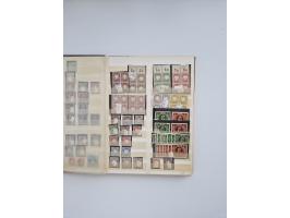 1850/1960(ca.), interessante ungebrauchte/postfrische und gestempelte Partie mit einigen Briefen, dabei Schaubek-Album ab Alt