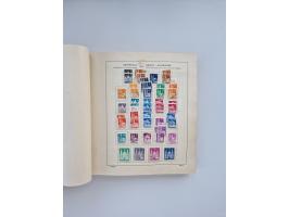 1850/1960(ca.), interessante ungebrauchte/postfrische und gestempelte Partie mit einigen Briefen, dabei Schaubek-Album ab Alt