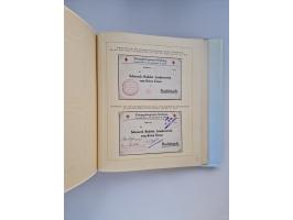 1914/2004, with over 130 covers, including WWI japanese, russian and german camps, some WWII Red Cross covers, further commem