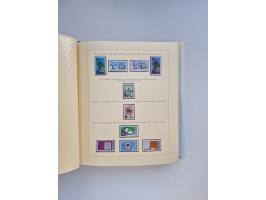 1914/2004, with over 130 covers, including WWI japanese, russian and german camps, some WWII Red Cross covers, further commem