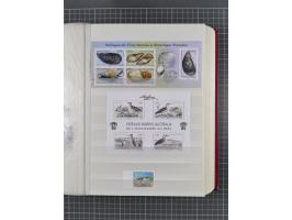 1956/2016, mint never hinged collection, apparently complete in the main Michel numbers, overall excellent and fresh conditio