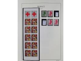 1849/1994, mint never hinged/unused and used collection with some covers, a few better items throughout like Mi-Nr. 239, 311 