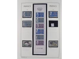 1849/1994, mint never hinged/unused and used collection with some covers, a few better items throughout like Mi-Nr. 239, 311 