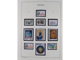 1849/1994, mint never hinged/unused and used collection with some covers, a few better items throughout like Mi-Nr. 239, 311 