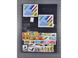 1880/1980, unused/mint never hinged dealer stock on cards, including a lot of material with better issues from Denmark, Italy