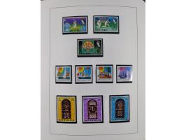 1953/77, mint never hinged collection incl. Mi.-Nr. 101-115, in album