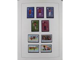 1953/77, mint never hinged collection incl. Mi.-Nr. 101-115, in album