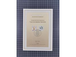 1988, Frauen der Geschichte 9 verschiedene Eckrandviererblöcke mit Sonderstempel und Formnummer, dazu 6x Viererblöcke meist O